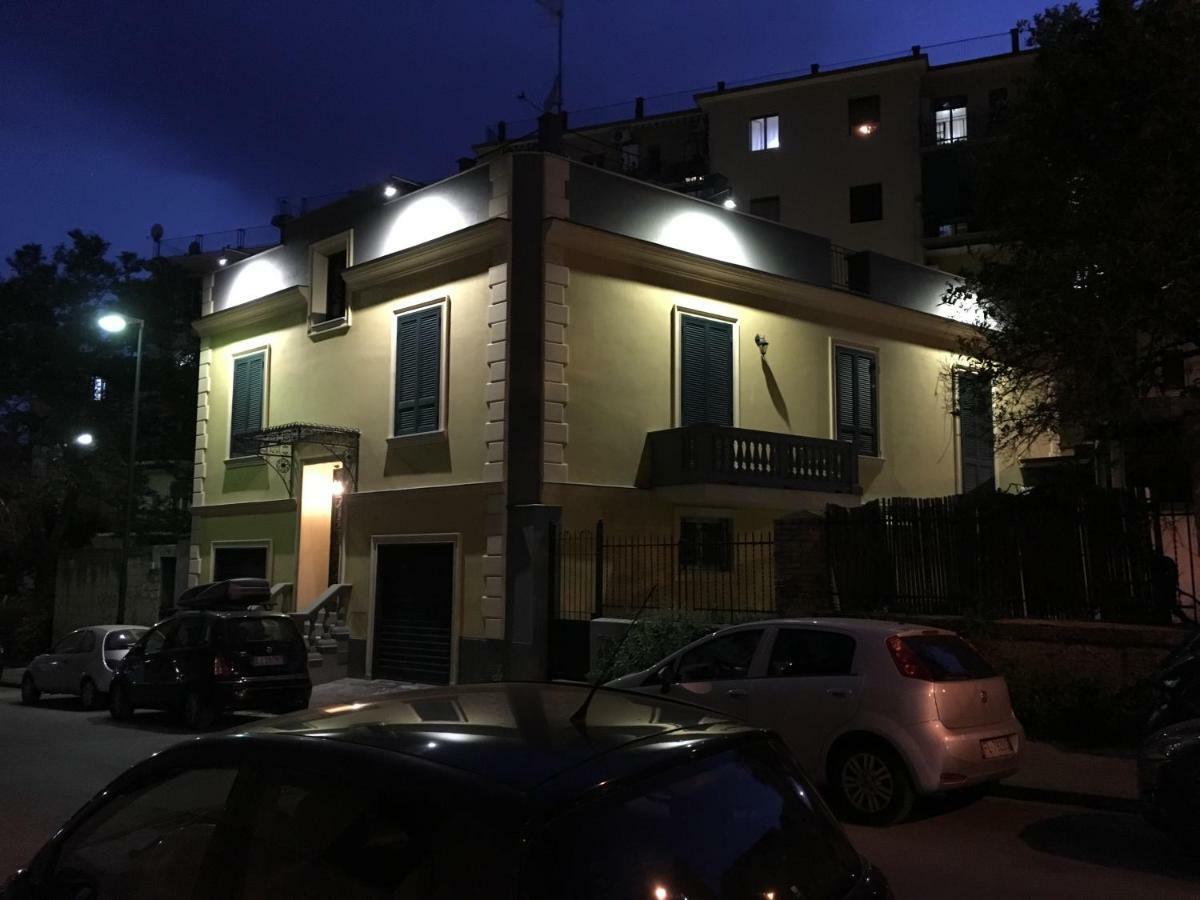 Rosa Apartment Neapel